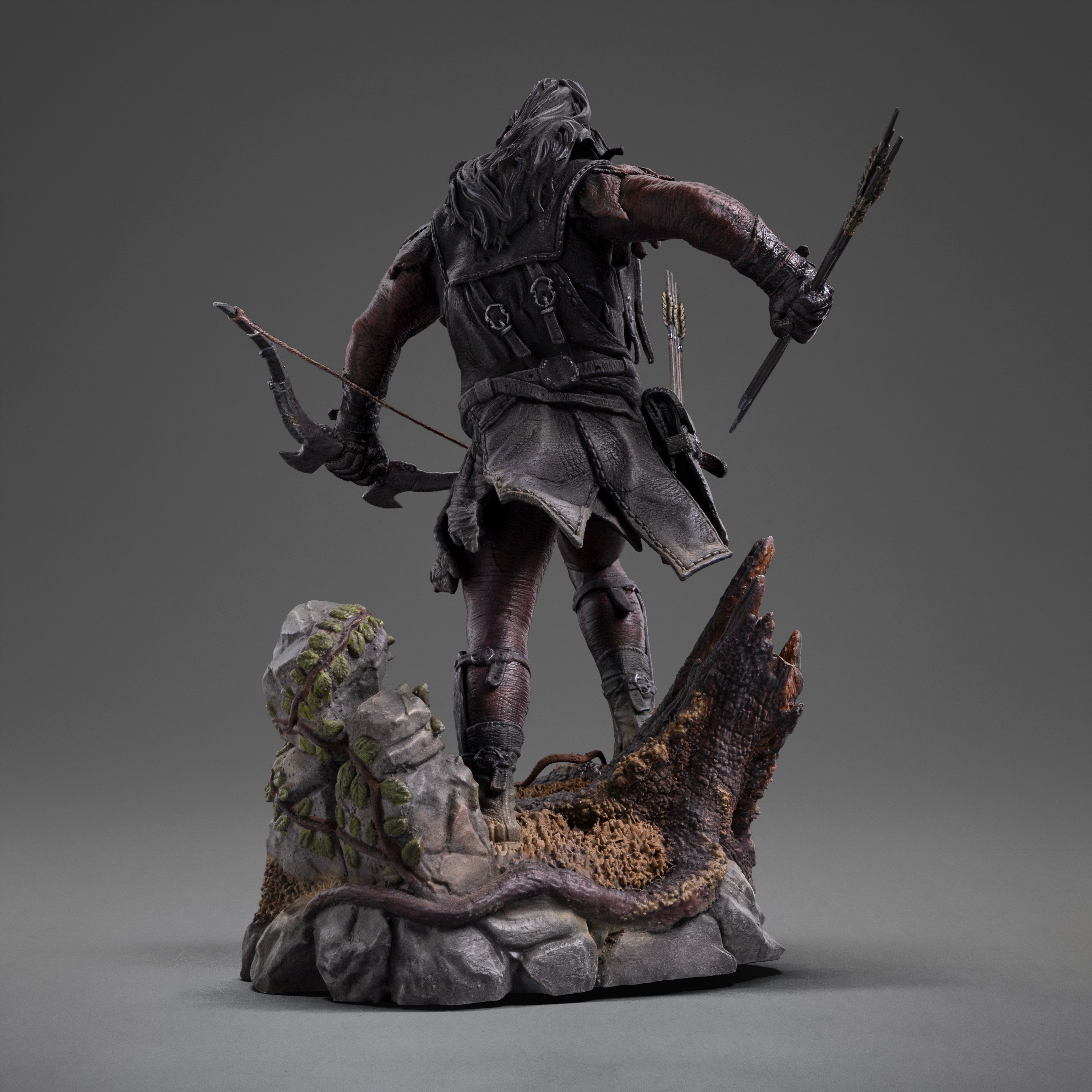 Iron Studios Collectible 1/10 Art Scale Limited Edition Statue of Lurtz, the Fierce Uruk-Hai Leader from The Lord of the Rings