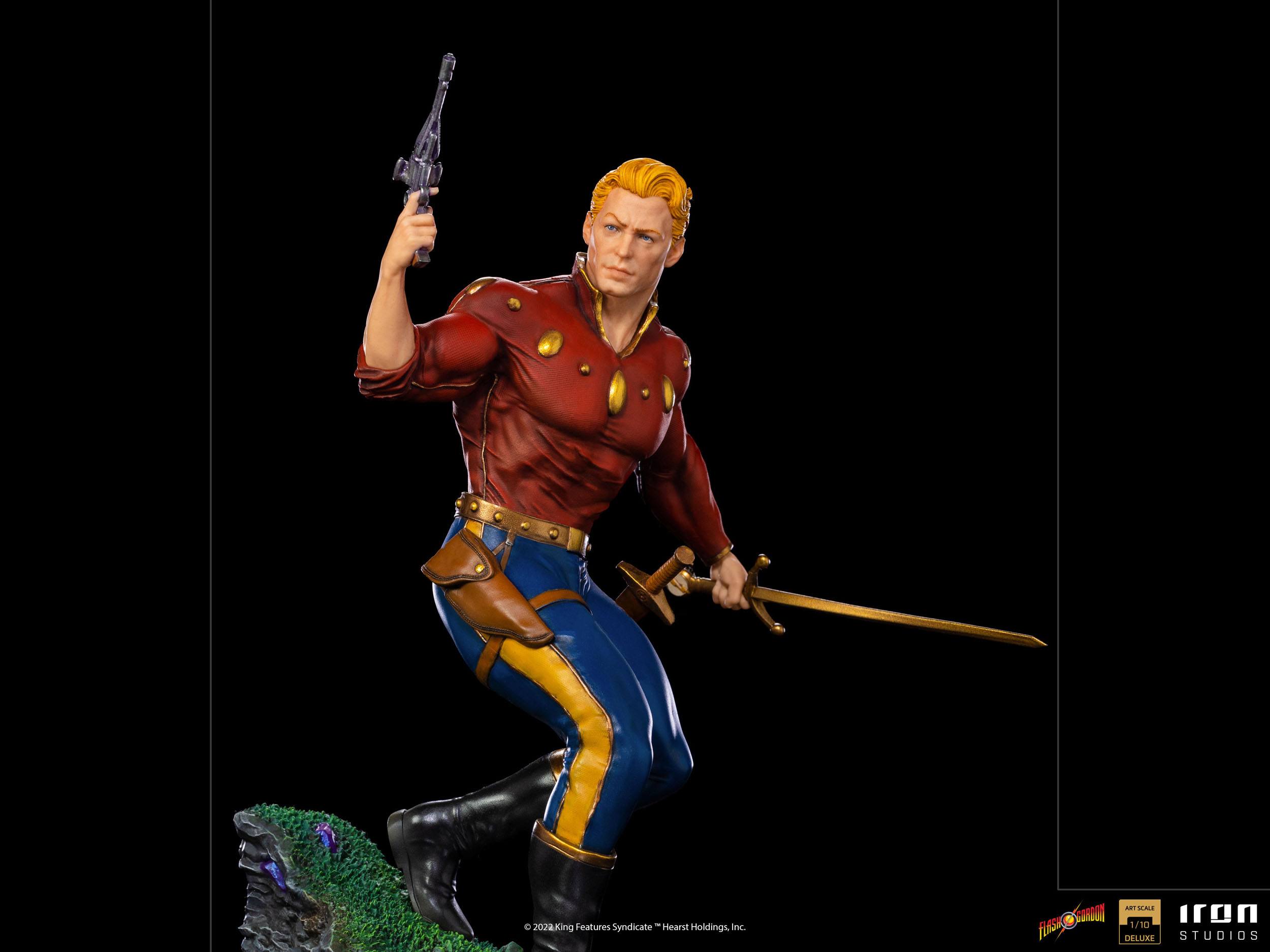 Iron Studios High - Quality Deluxe 1/10 Art Scale Statue of the Iconic Flash Gordon