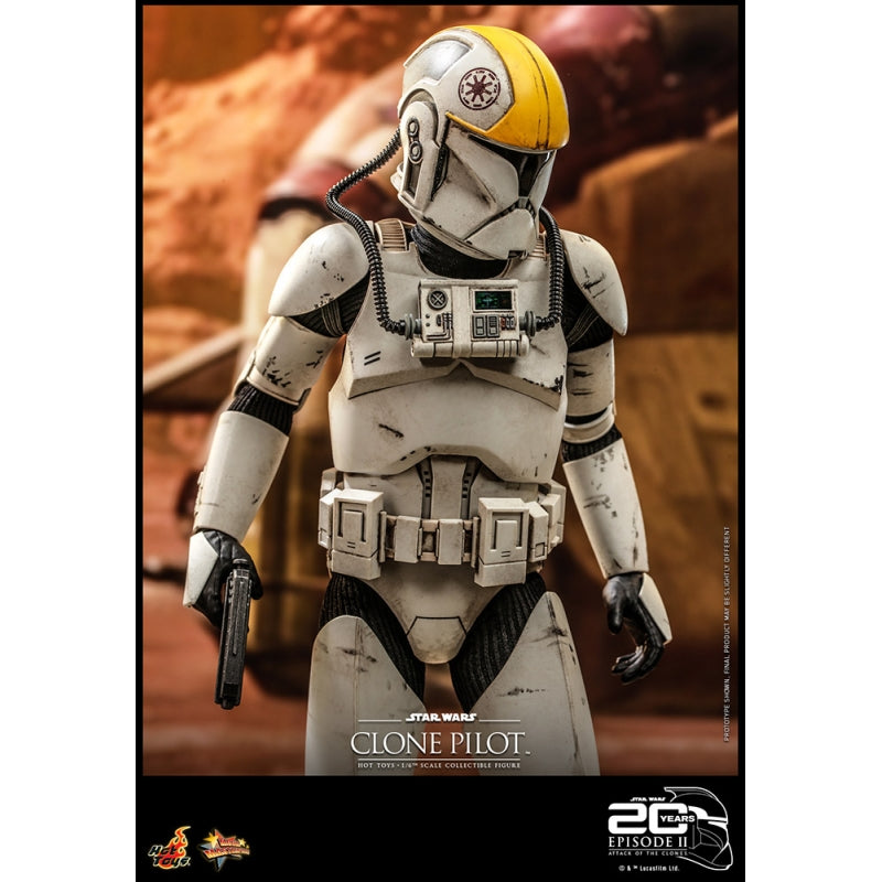 Hot Toys 1:6 Scale Collectible Clone Pilot Figure Commemorating the 20th Anniversary of Star Wars Attack Of The Clones
