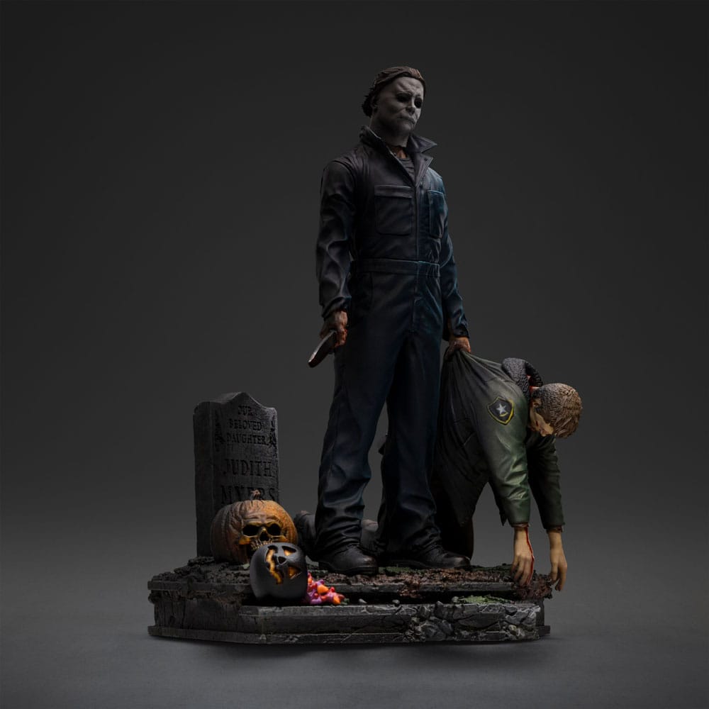 Iron Studios Limited Edition 1/10 Deluxe Art Scale Statue of Michael Myers from Halloween II Horror Movie