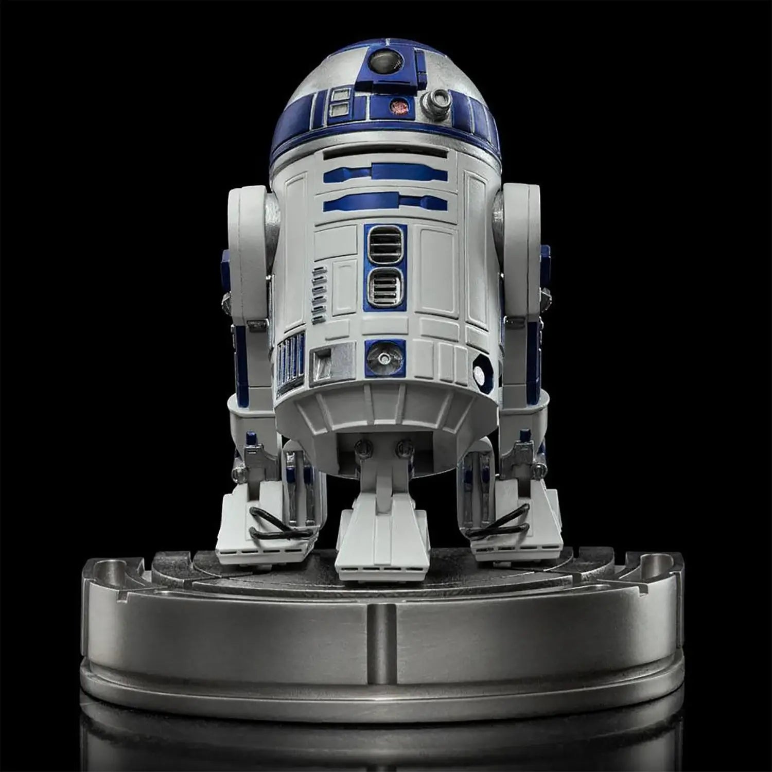 Iron Studios 1/10 Art Scale Star Wars Statue of Iconic R2 - D2