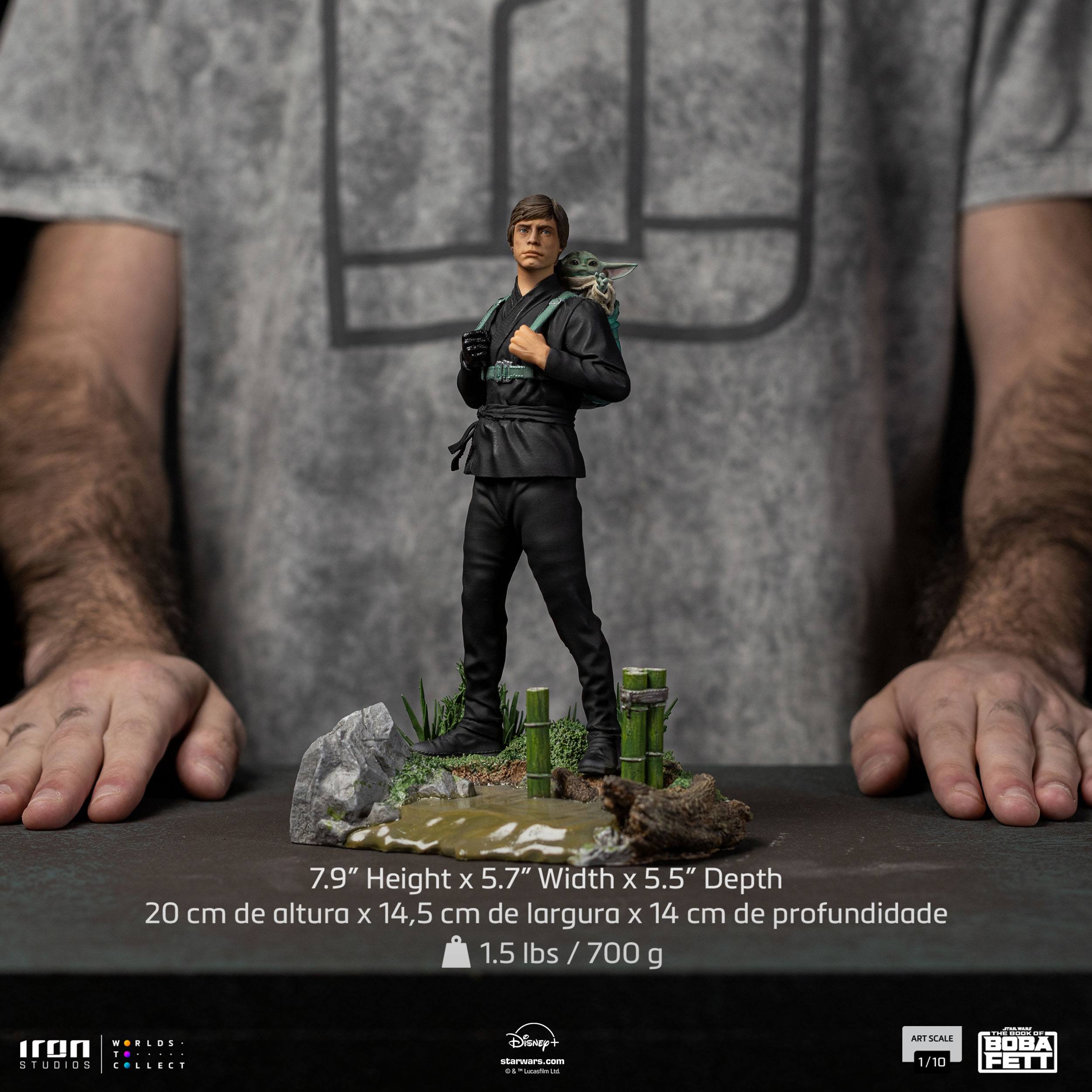 Iron Studios Limited Edition 1/10 Art Scale Statue of Luke Skywalker and Grogu Training from Star Wars The Book of Boba Fett