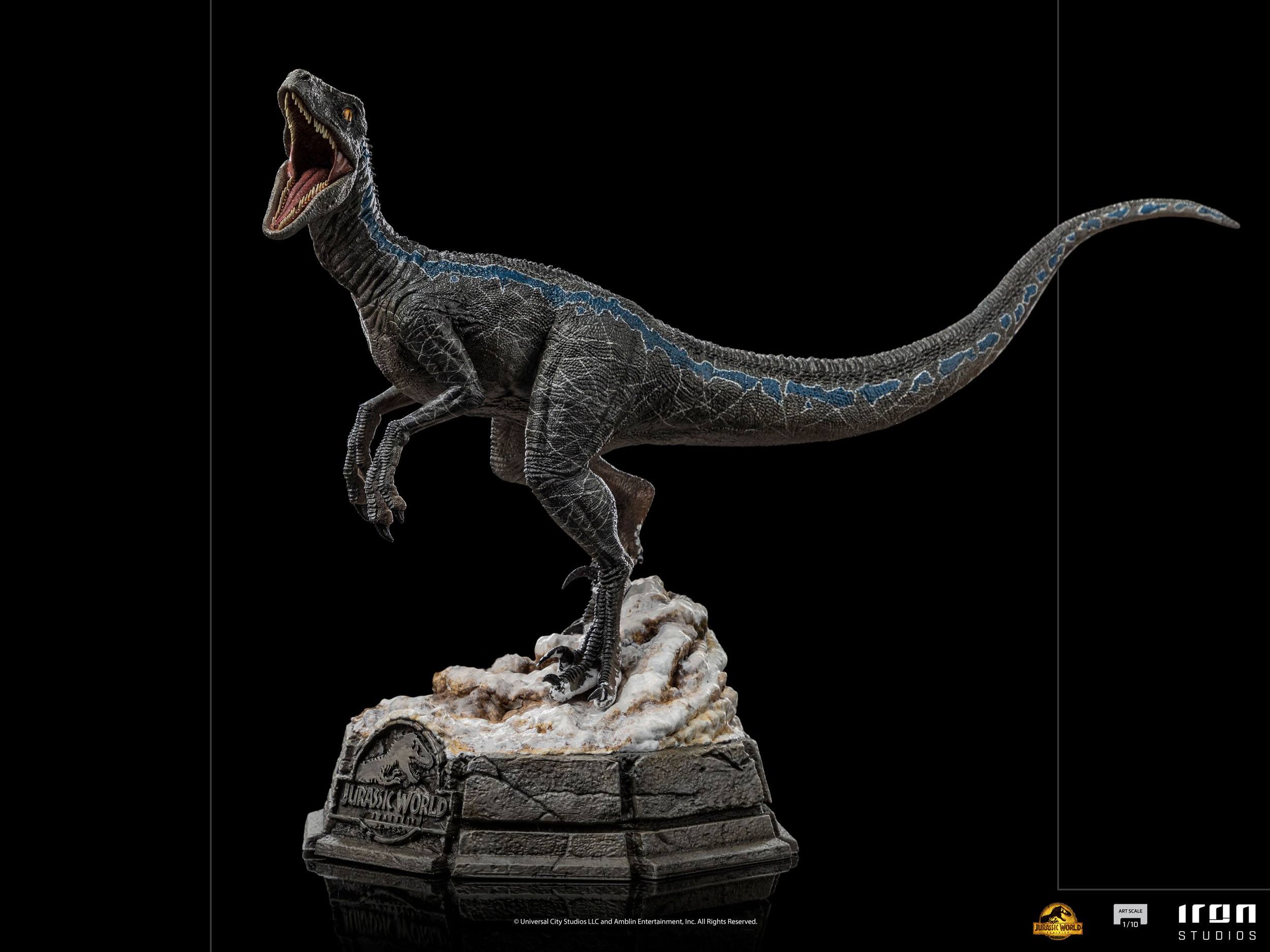 Iron Studios 1/10 Scale Artistic Statue of Blue, the Iconic Female Velociraptor from Jurassic World Dominion