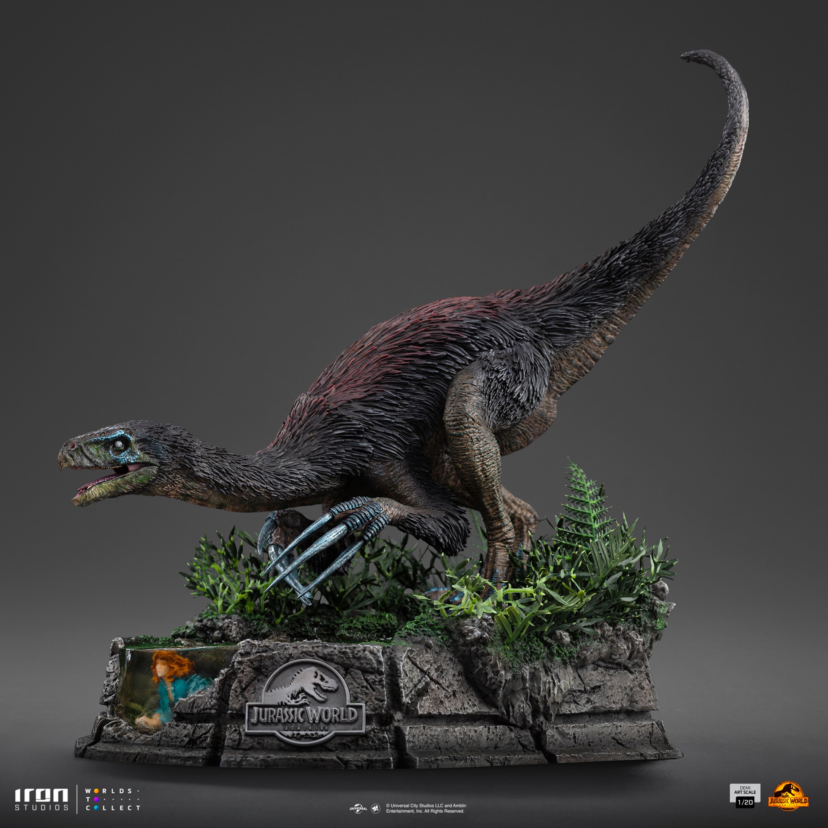 Iron Studios Collectible Limited Edition Jurassic World Therizinosaurus Statue in 1/20 Art Scale