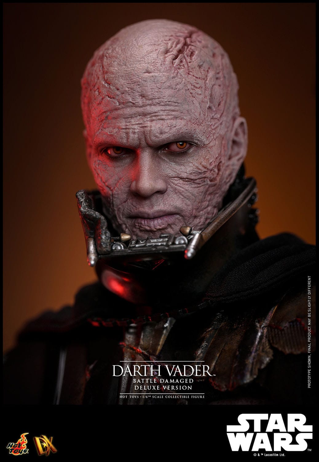 Hot Toys Star Wars Deluxe 1/6th Scale Collectible Action Figure of Battle - Damaged Darth Vader