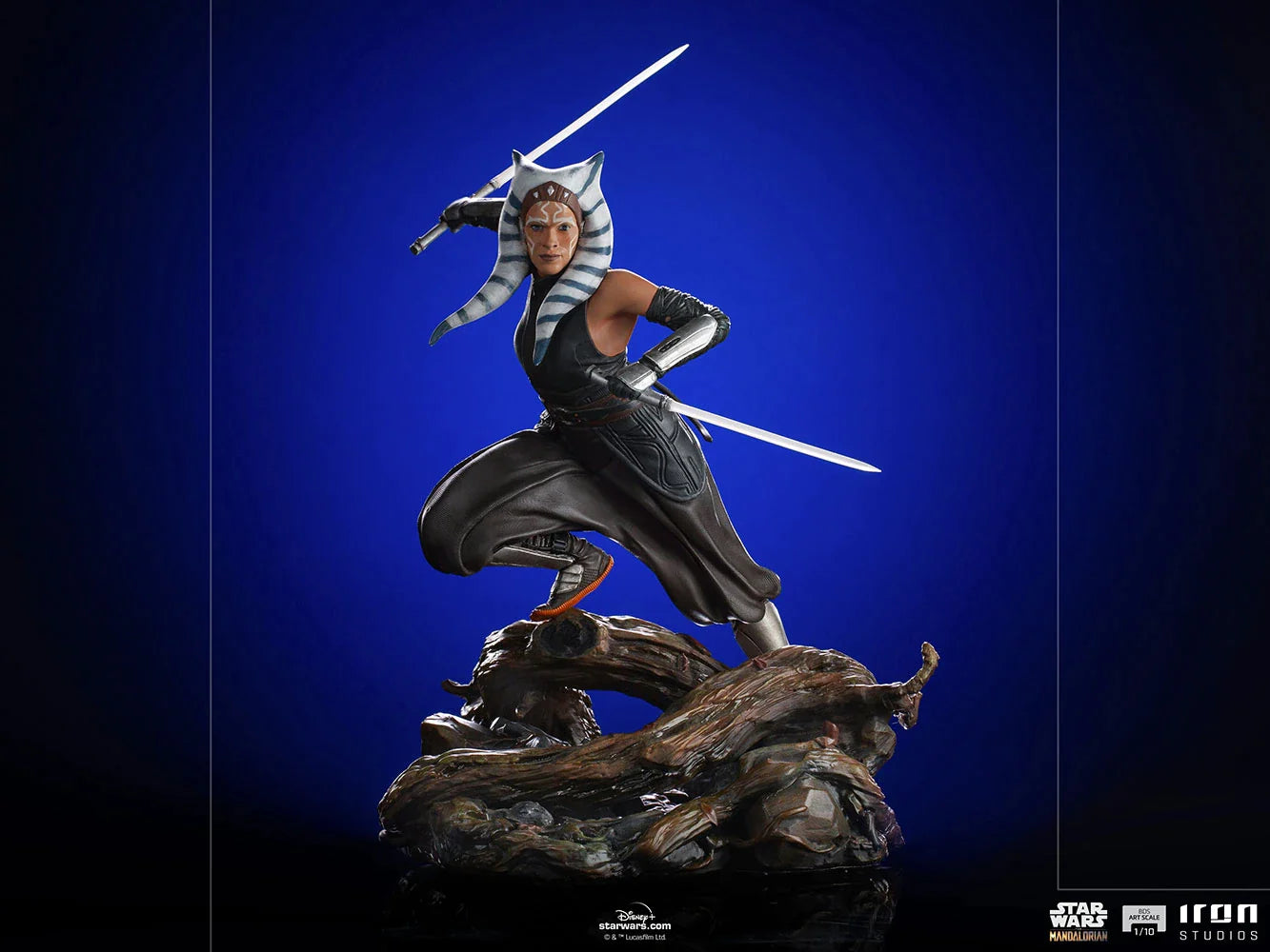 Iron Studios 1/10 Art Scale Highly Detailed Hand - Painted Ahsoka Tano Statue from Star Wars
