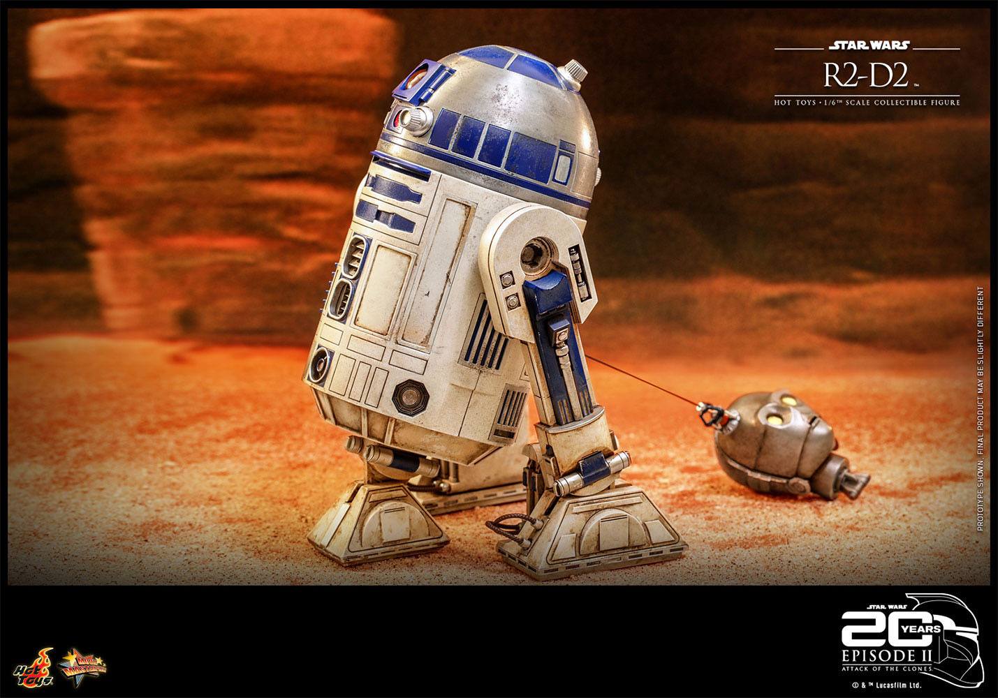 Hot Toys 20th Anniversary Collectible 1/6 Scale R2-D2 Figure from Star Wars Attack Of The Clones