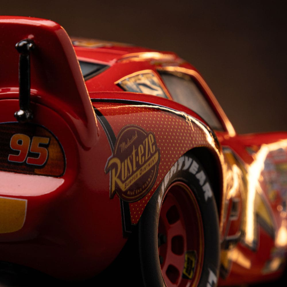 Iron Studios Limited Edition 1/10 Art Scale Collectible Statue of Cars' Lightning McQueen