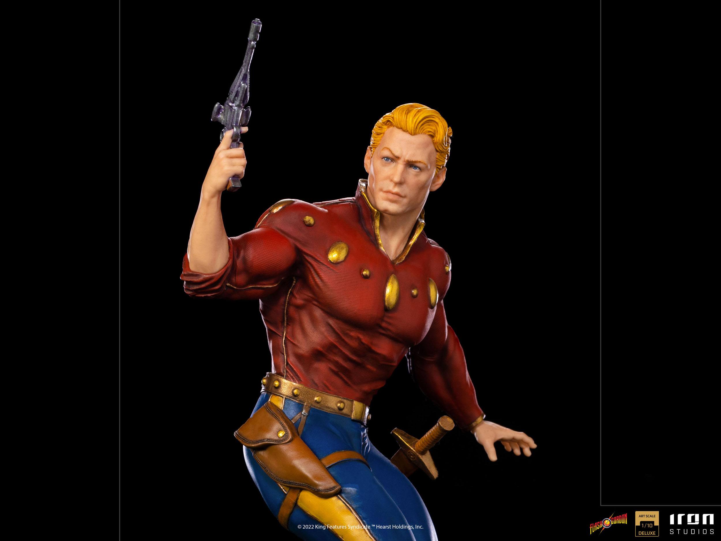 Iron Studios High - Quality Deluxe 1/10 Art Scale Statue of the Iconic Flash Gordon