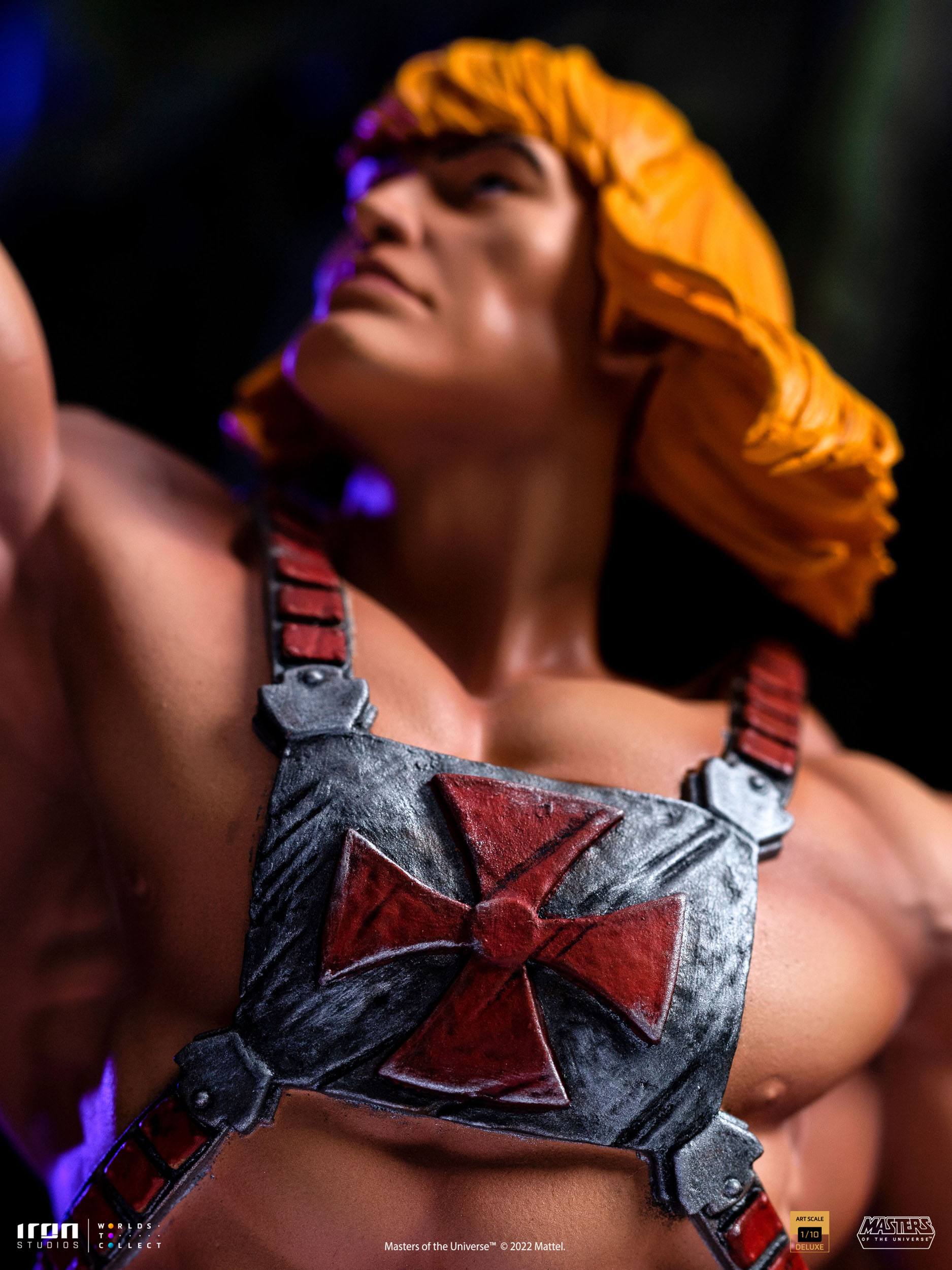 Iron Studios High - Quality 1/10 Deluxe Art Scale Collectible Statue of He - Man from Masters of the Universe