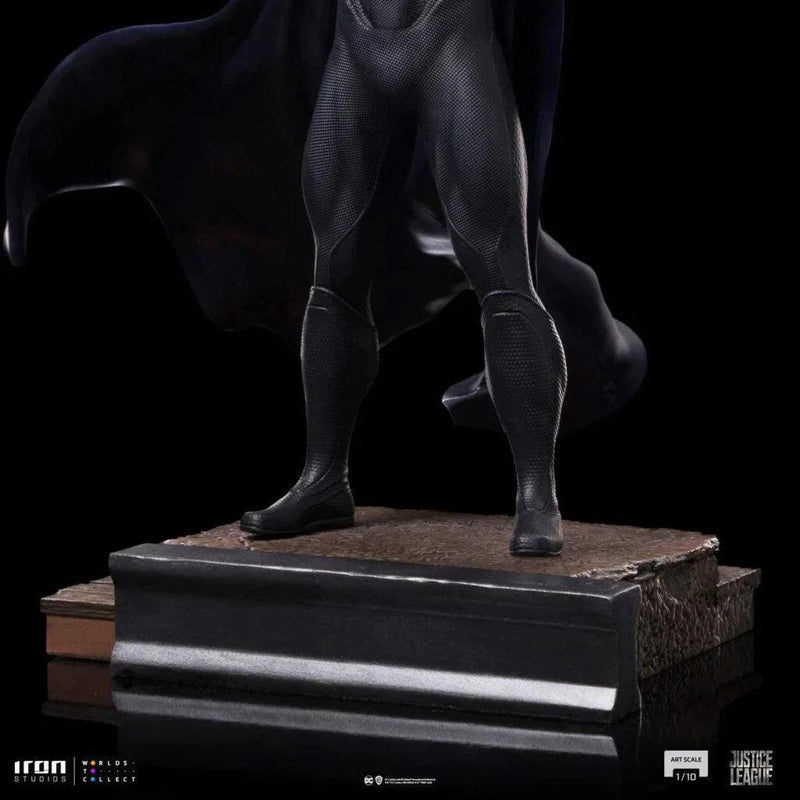 Ivan Reis' 1/10 Art Scale Iron Studios DC Comics Martian Manhunter Statue