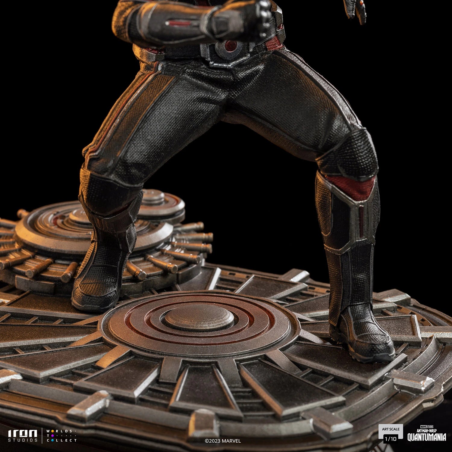 Iron Studios 1/10 Art Scale Limited Edition Ant - Man Statue from Quantumania