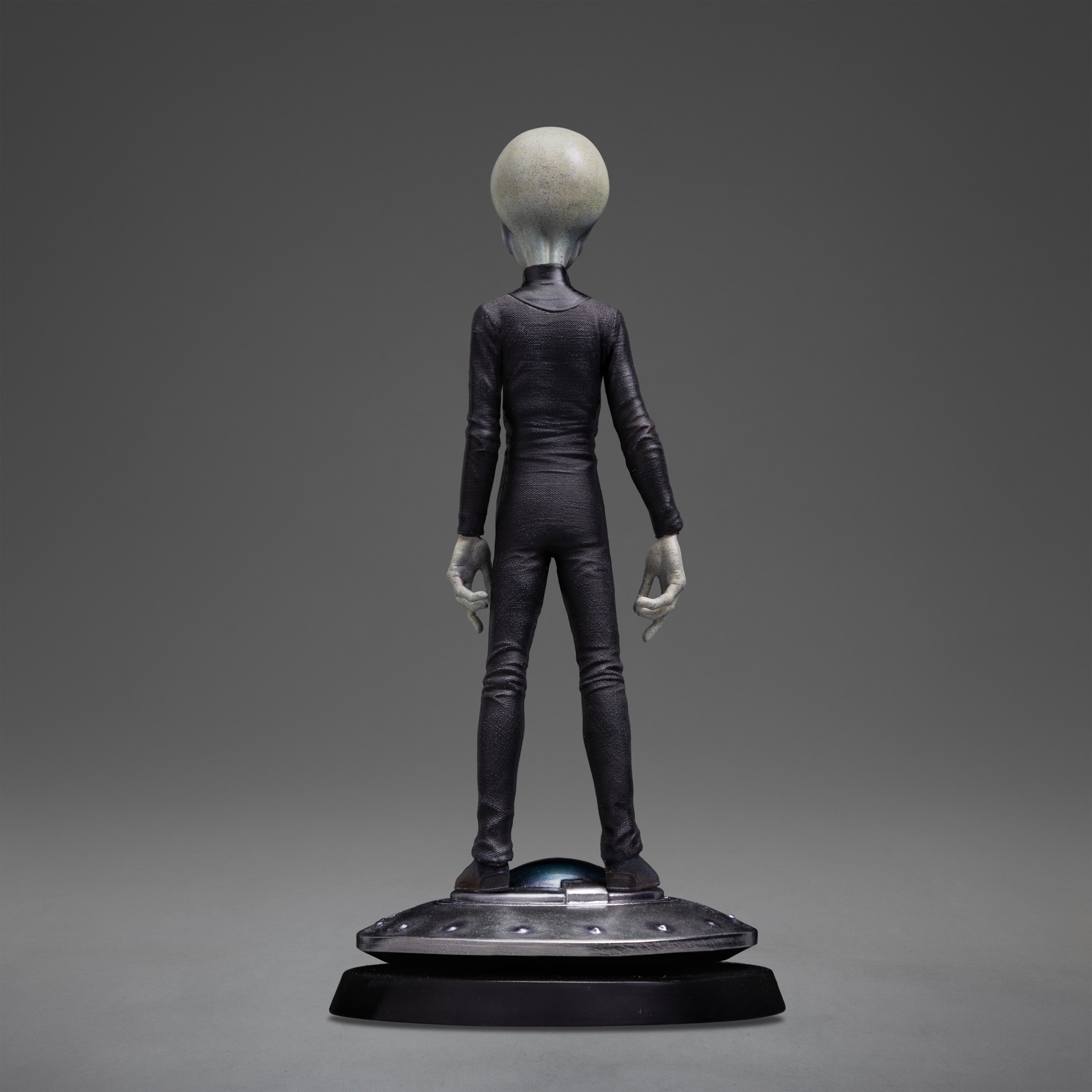 Iron Studios 1/10 Art Scale Limited Edition Grey Alien Statue - 'I Want to Believe'