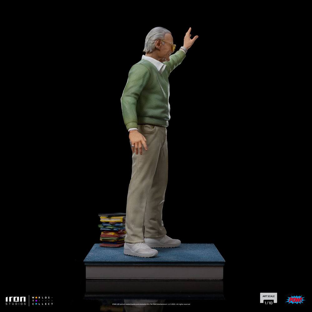 Iron Studios Marvel Collectible 1/10 Art Scale Statue of Stan Lee in His Legendary Years