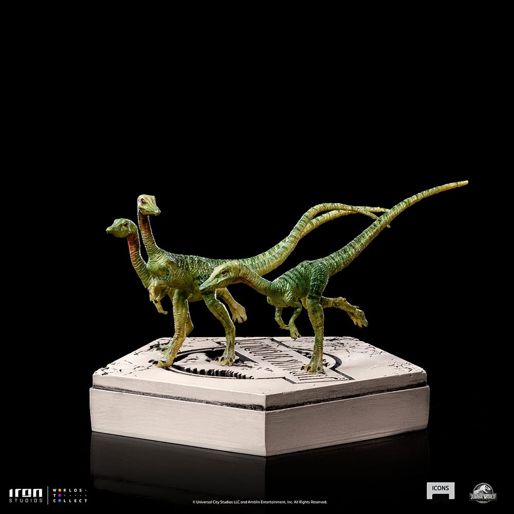 Iron Studios Collectible Jurassic World Icons Statue - Compsognathus Dinosaur Figurine