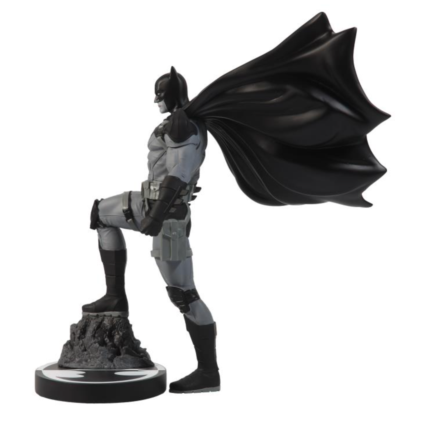 Limited Edition 1/10 Scale Mitch Gerads Batman Black & White Statue