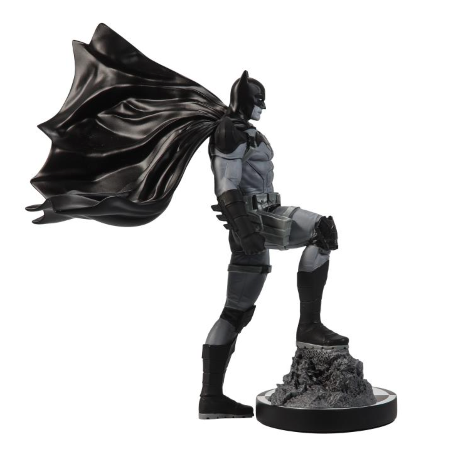 Limited Edition 1/10 Scale Mitch Gerads Batman Black & White Statue