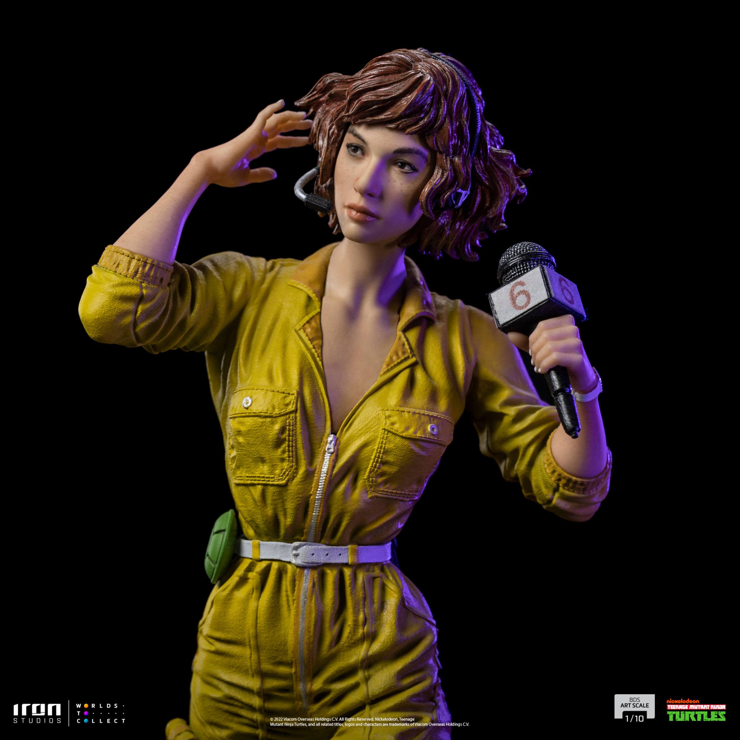 Iron Studios 1/10 Art Scale Teenage Mutant Ninja Turtles April O'Neil Statue