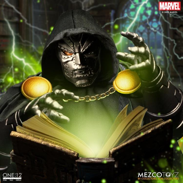 Mezco Marvel One:12 Collective Highly Detailed and Articulated Doctor Doom Action Figure Toy