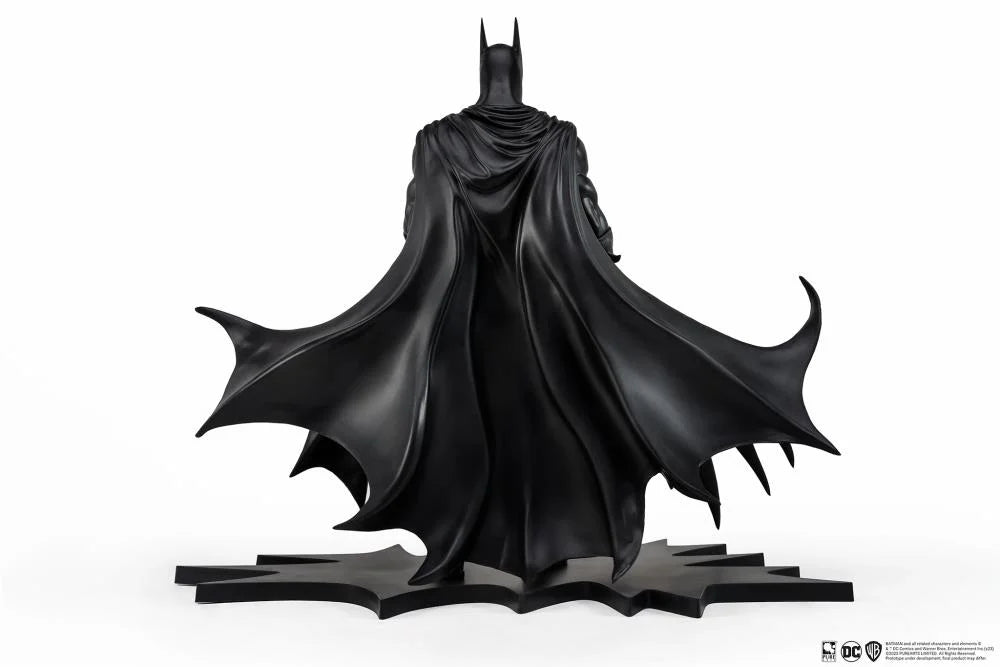1/8 Scale Exclusive DC Comics Batman Statue Inspired by 1989 Film