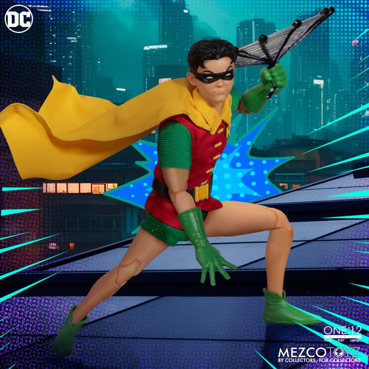 Mezco DC Comics One:12 Collective Action Figure - Robin (Golden Age Version)