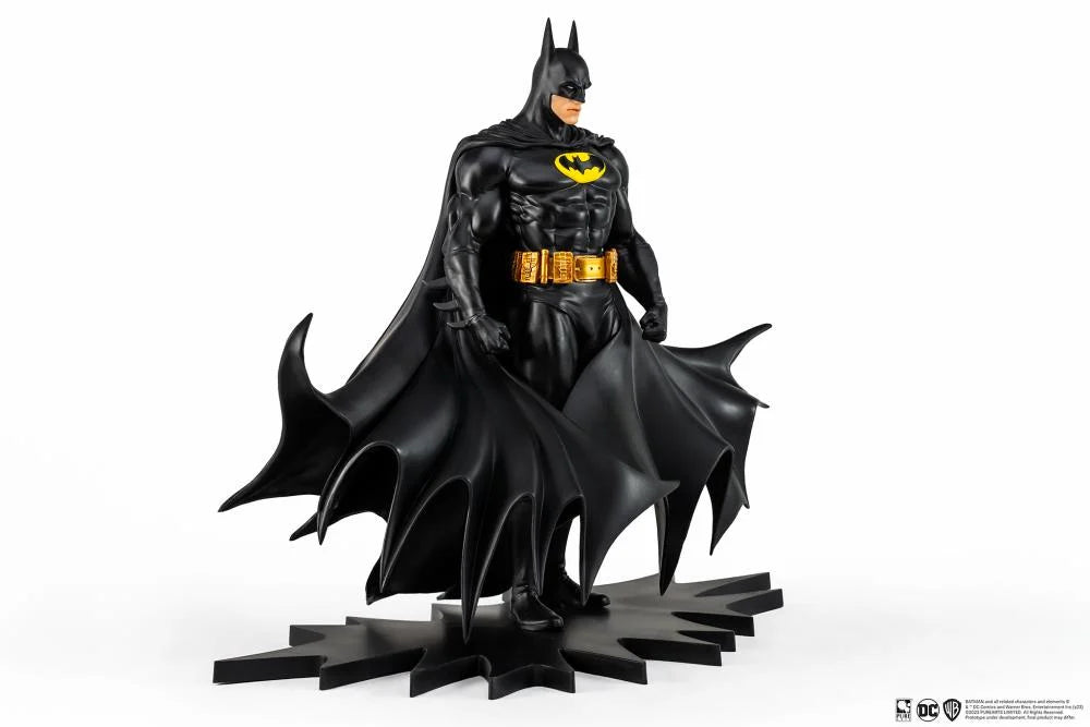1/8 Scale Exclusive DC Comics Batman Statue Inspired by 1989 Film
