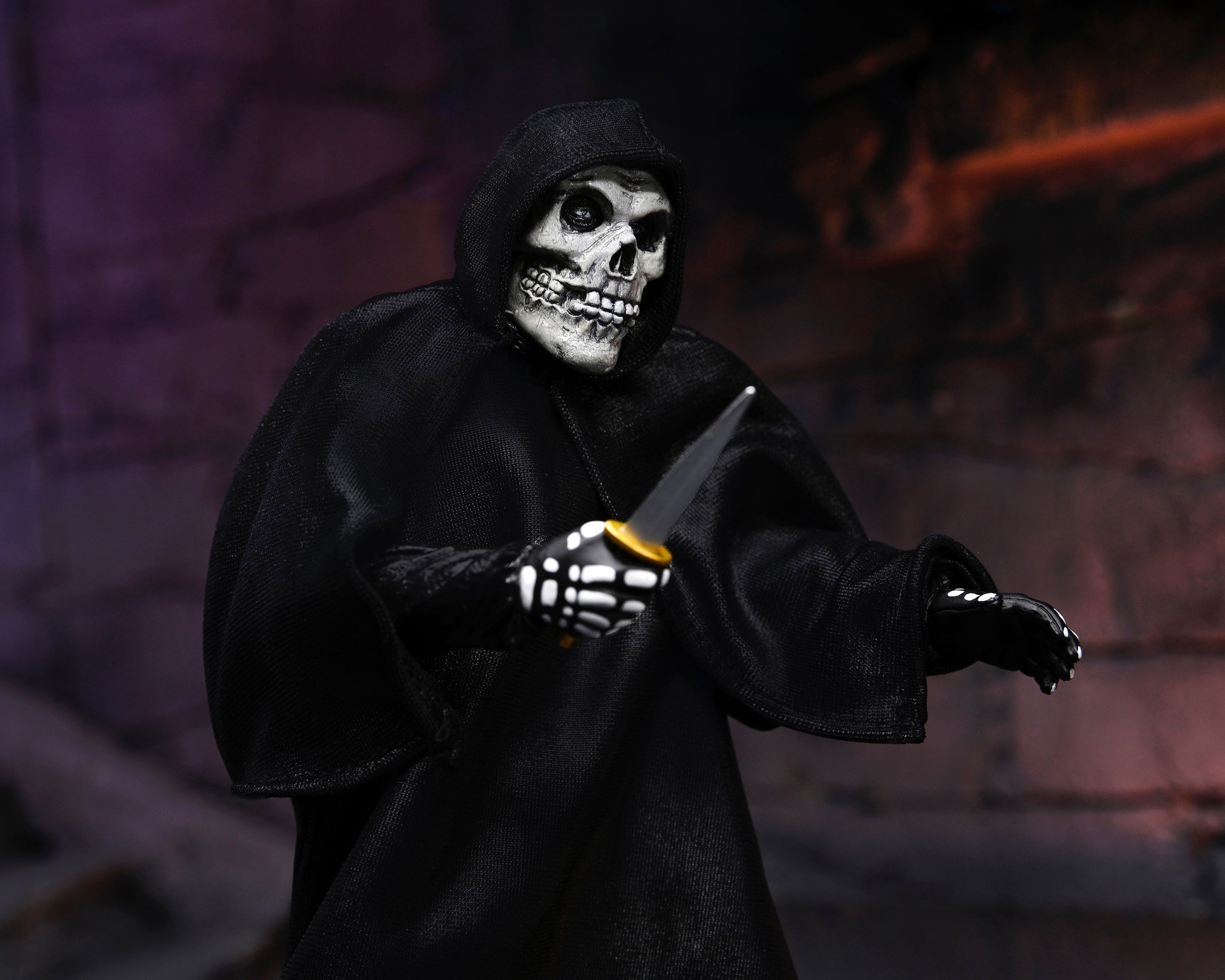 Ultimate 7-Inch Scale Misfits Fiend Action Figure with Cool Accessories