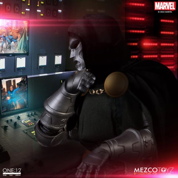 Mezco Marvel One:12 Collective Highly Detailed and Articulated Doctor Doom Action Figure Toy