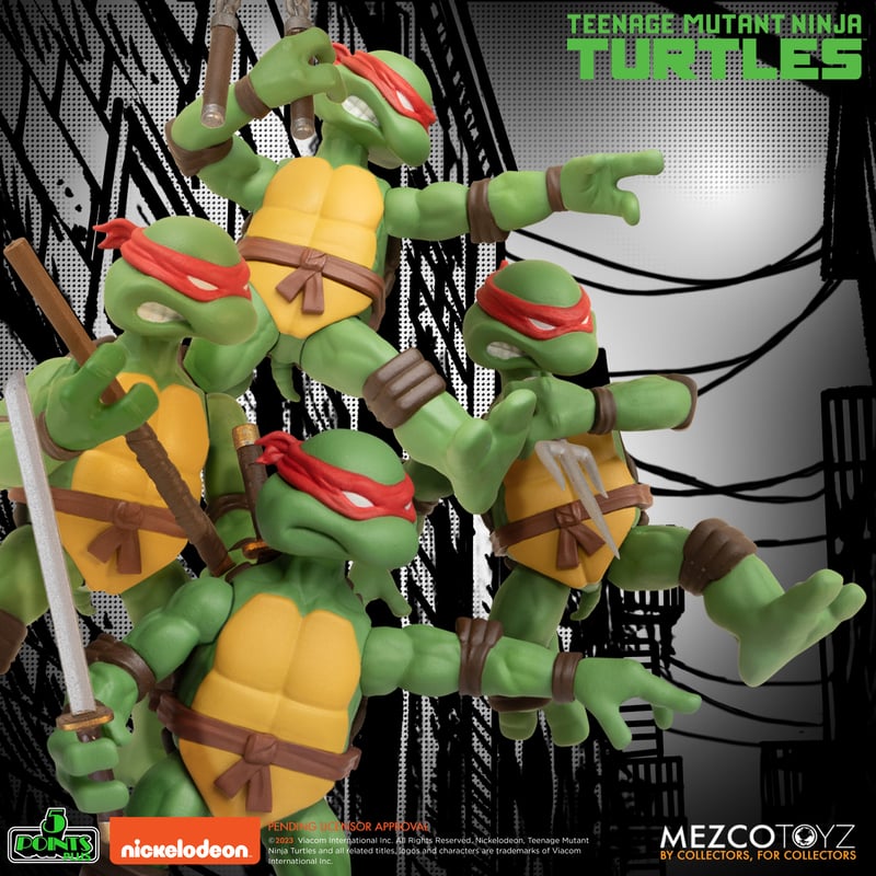 Mezco Deluxe Boxed Set of 4 Five-Point Articulated Teenage Mutant Ninja Turtles Action Figures